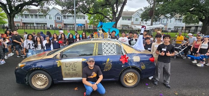 9th Grade Class with Teacher Ryan Makhani