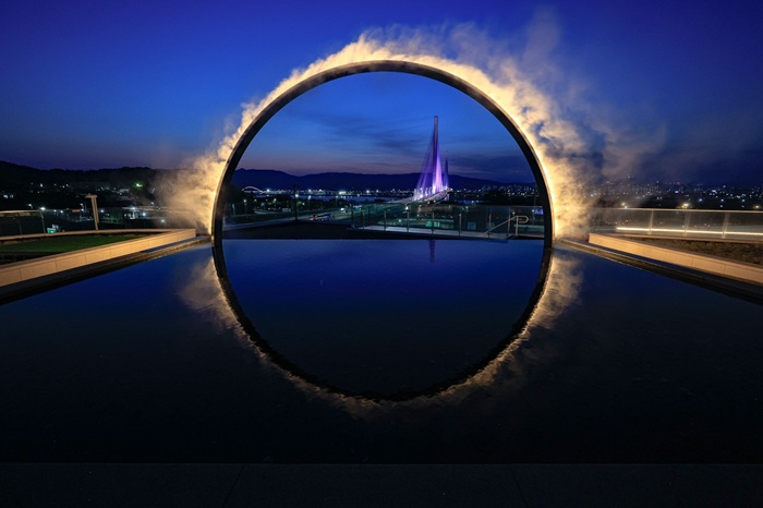 Arc ZERO Eclipse James Tapscott