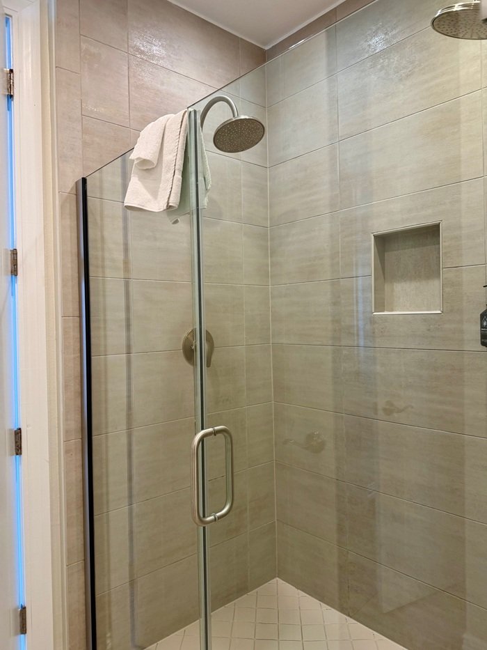 holidayinn woodlandsmommy8