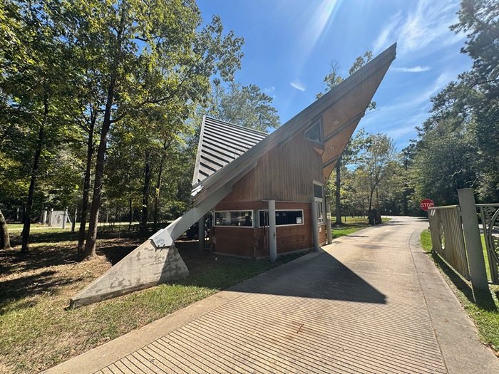 lhwp woodlandsmommy entrance