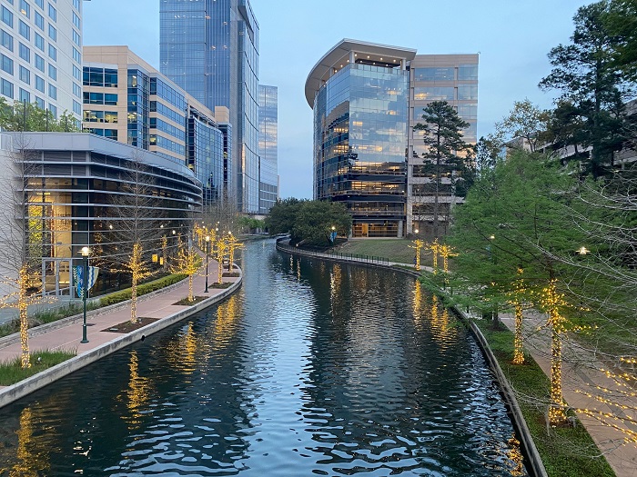 the woodlands waterway